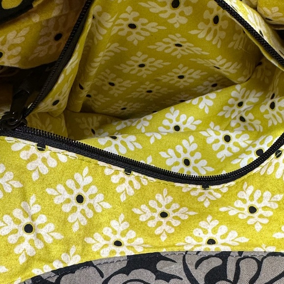 Vera Bradley Baroque Pattern Big HOBO Shoulder Bag NWOT  11" h x 16" w x 6" d - Picture 12 of 16